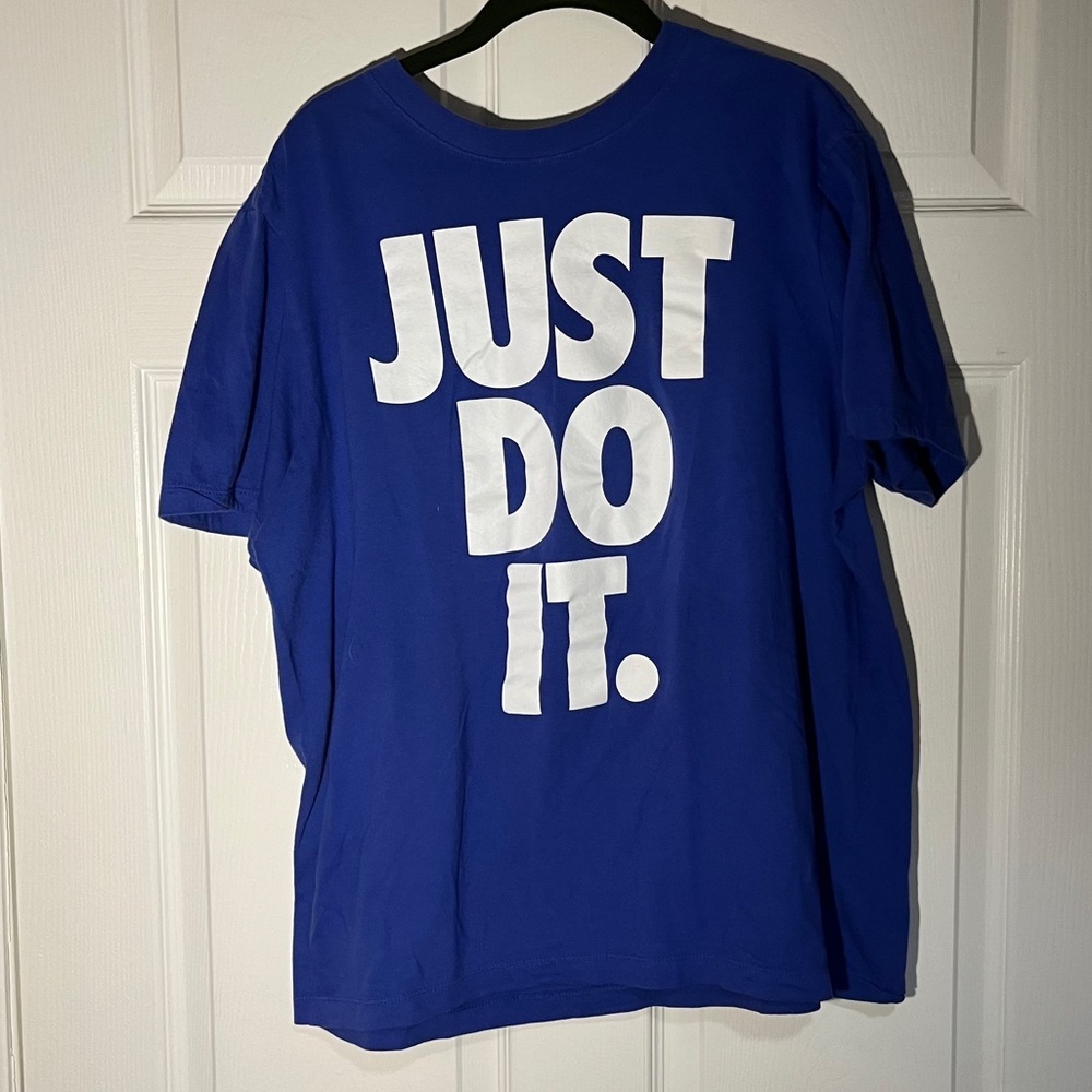 Ladies Nike Tee